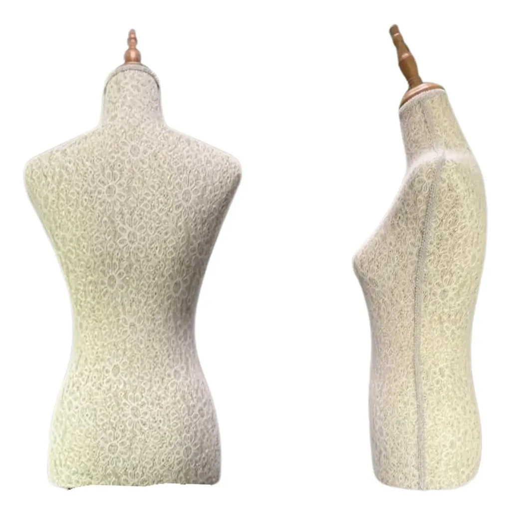 Maniquí Torso Vestido Con Tela Pedestal Madera Exhibidor